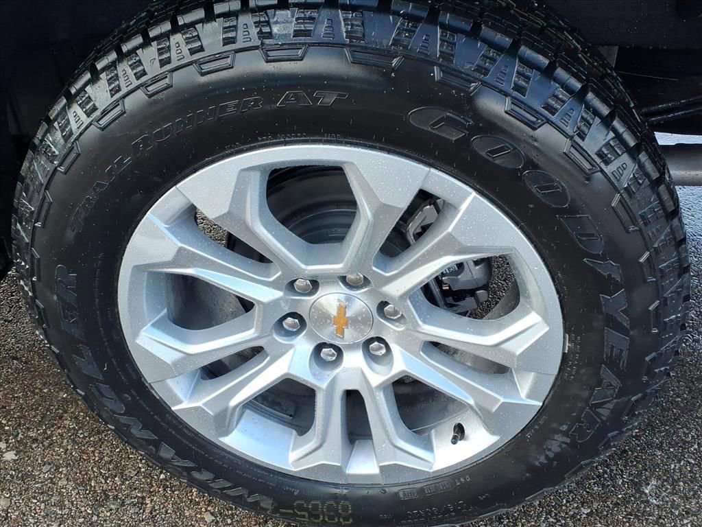 Thumbnail: 2026 Chevrolet Silverado 1500 - 7