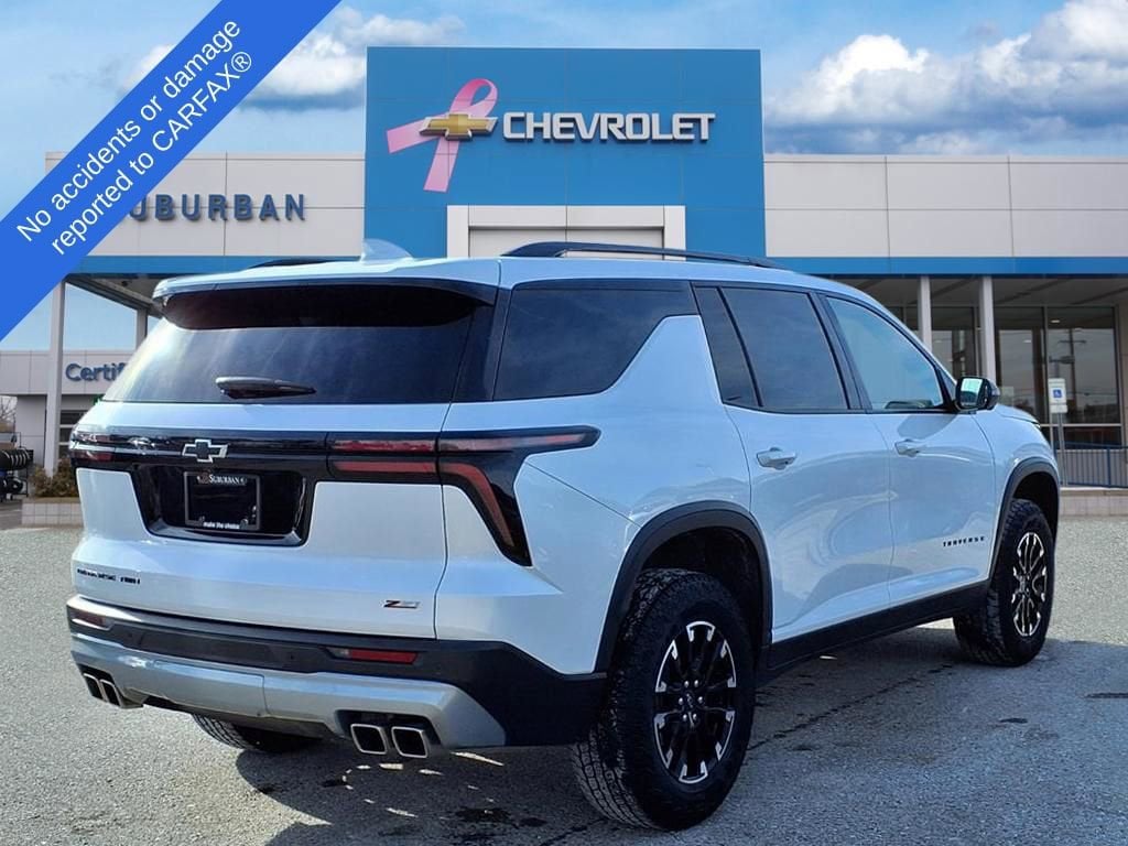 Thumbnail: 2024 Chevrolet Traverse - 4