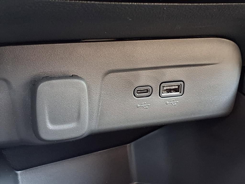 Thumbnail: 2026 Chevrolet Trax - 21