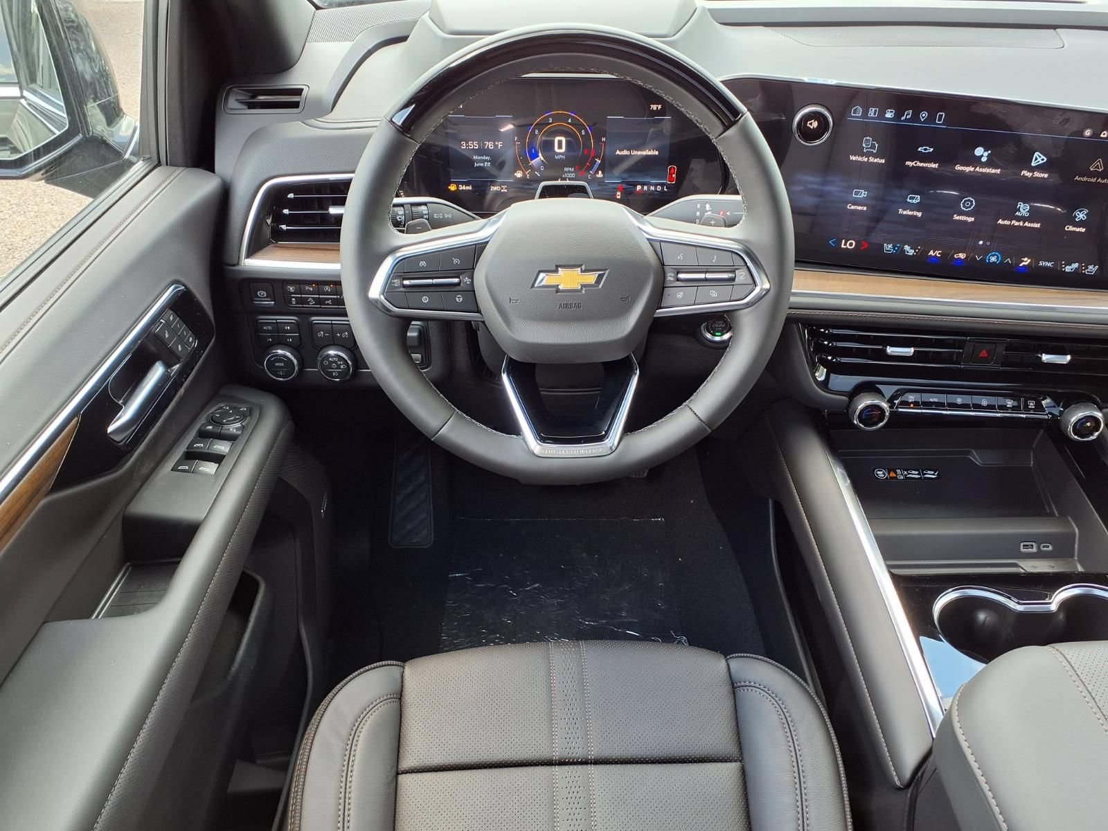 Thumbnail: 2026 Chevrolet Suburban - 10
