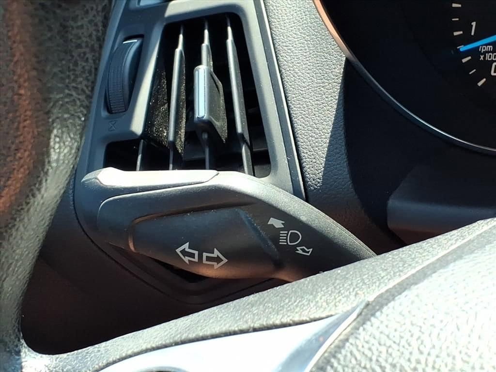Thumbnail: 2013 Ford Escape - 21