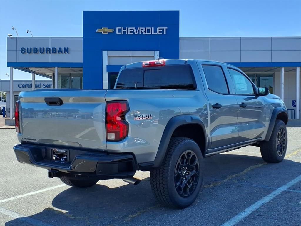 2026 Chevrolet Colorado Trail Boss photo 4