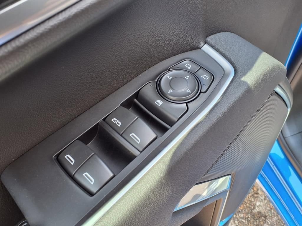 Thumbnail: 2026 Chevrolet Silverado 1500 - 12