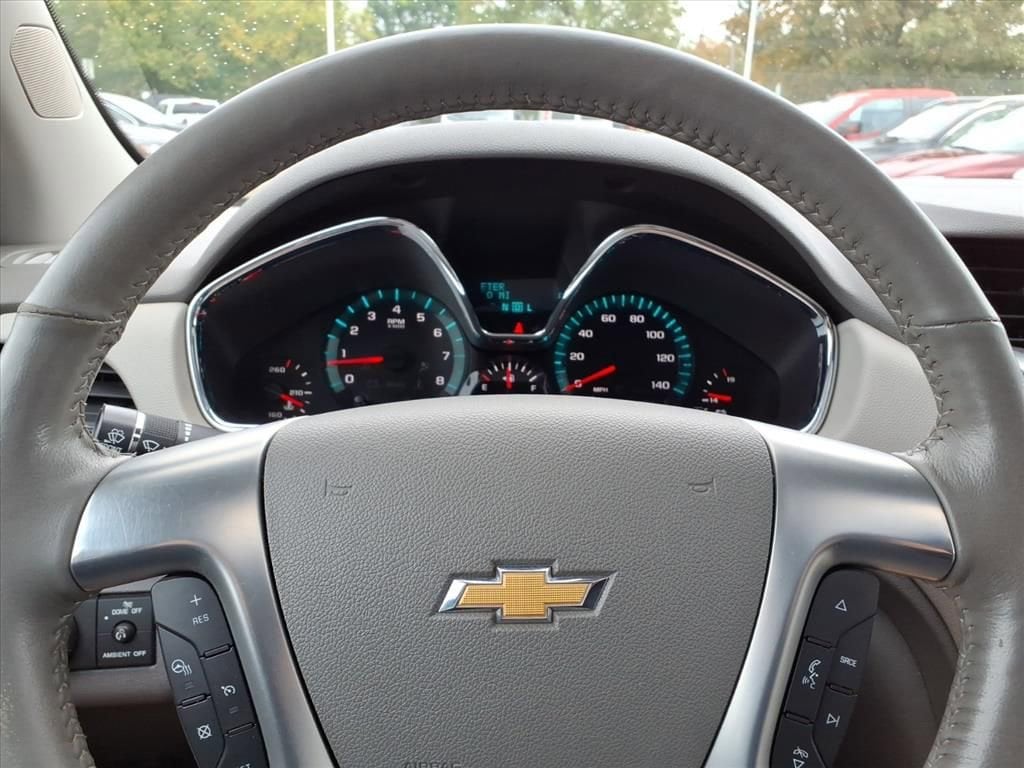 Thumbnail: 2014 Chevrolet Traverse - 19