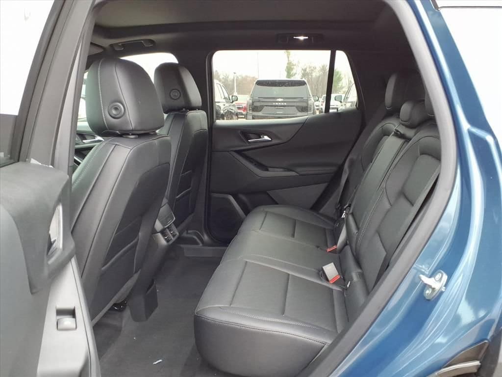 Thumbnail: 2026 Chevrolet Equinox - 9