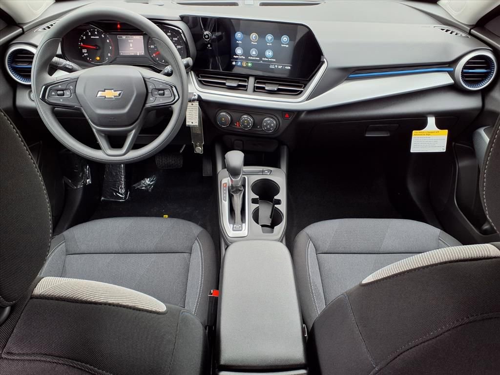 Thumbnail: 2026 Chevrolet Trax - 9