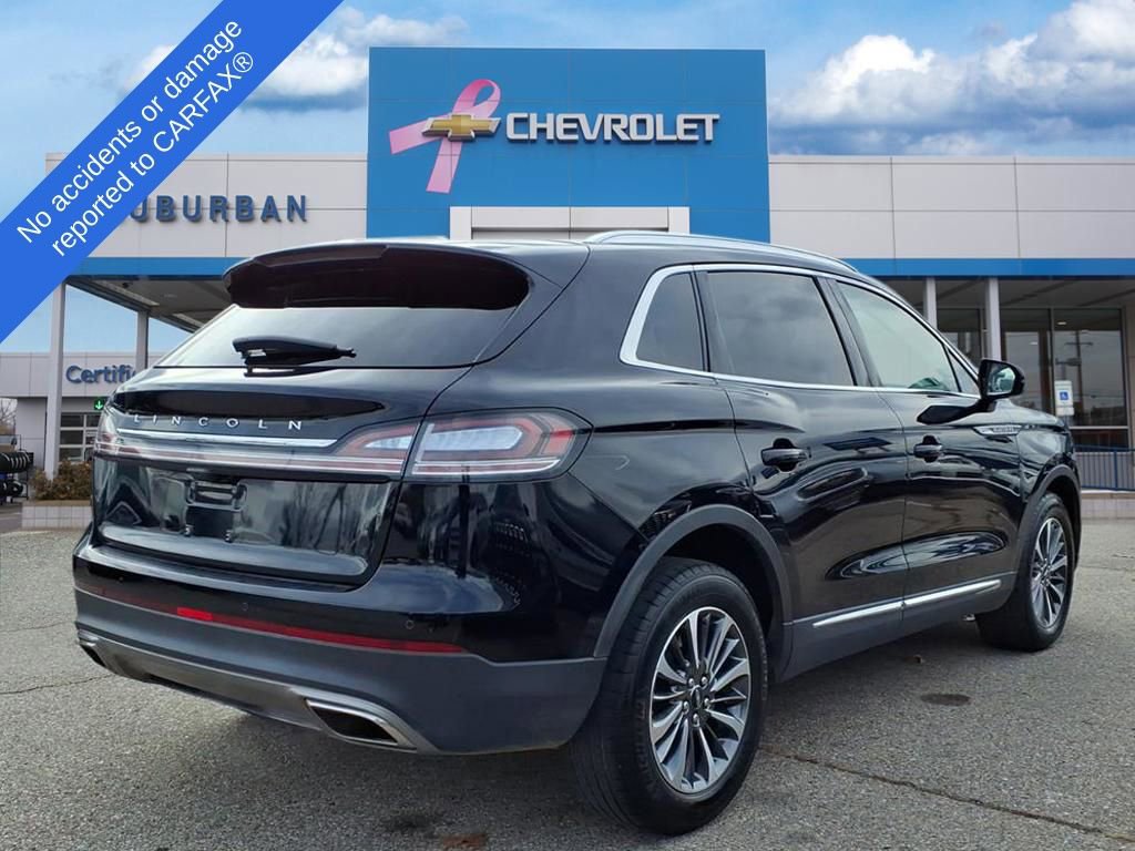 Thumbnail: 2023 Lincoln Nautilus - 4