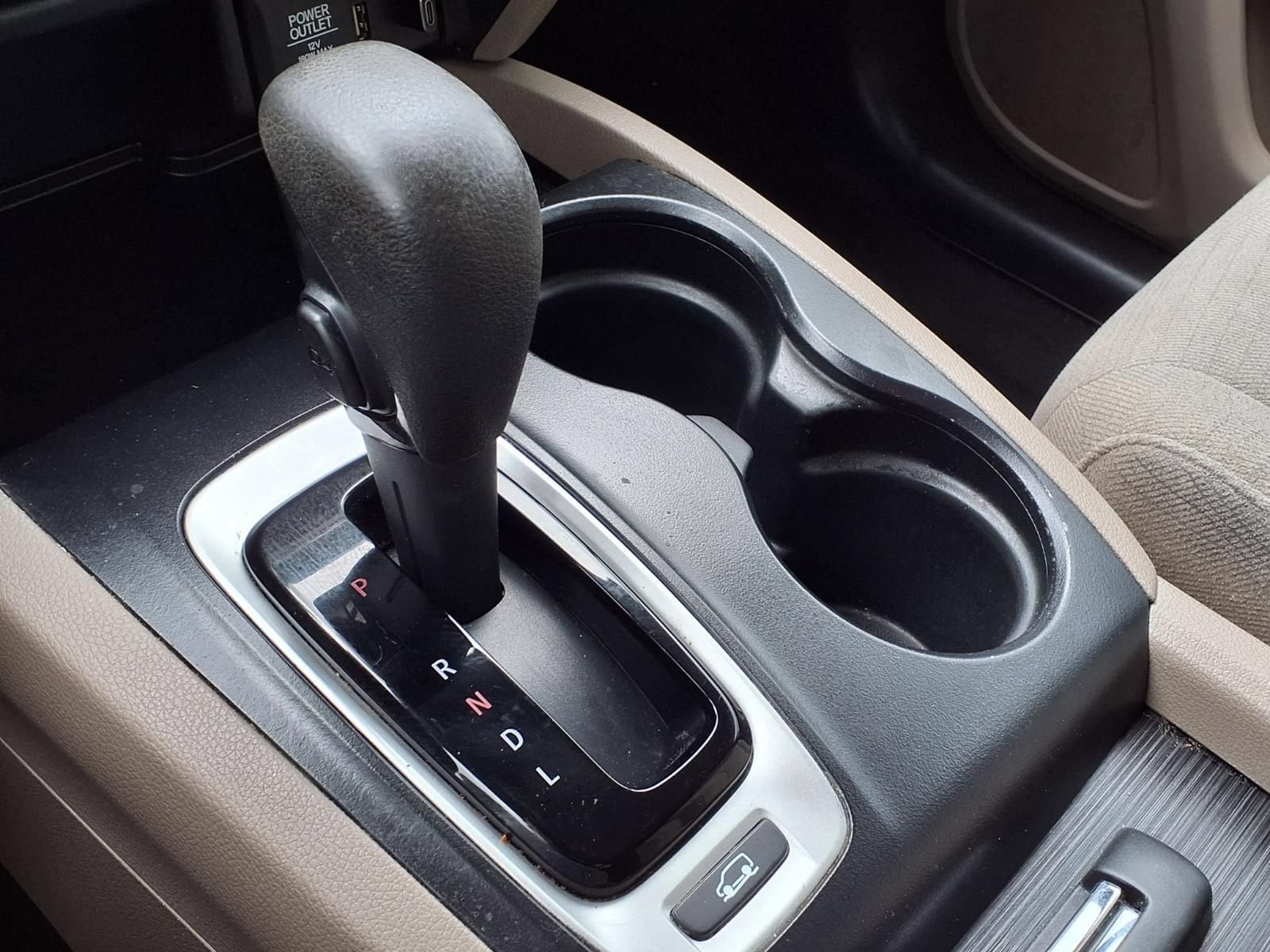 Thumbnail: 2016 Honda Pilot - 25