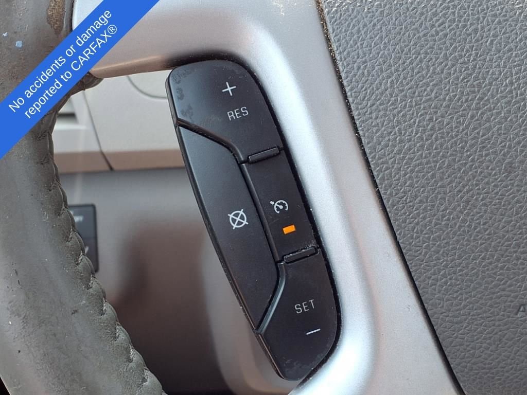 Thumbnail: 2009 Chevrolet Traverse - 28