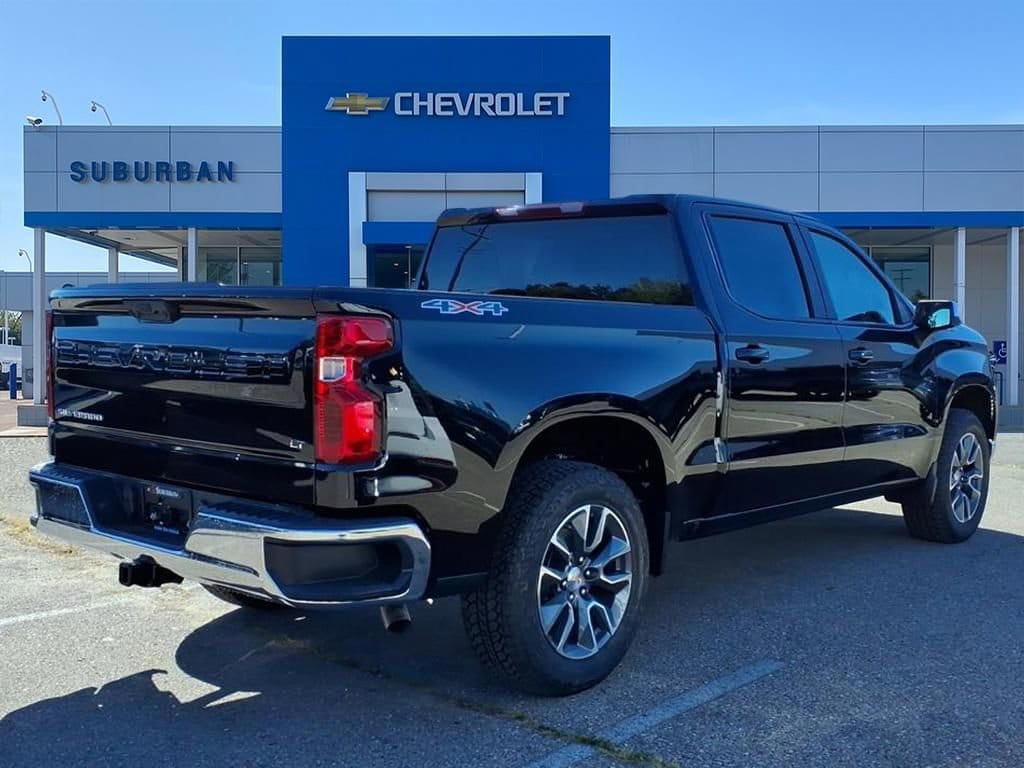 Thumbnail: 2026 Chevrolet Silverado 1500 - 4