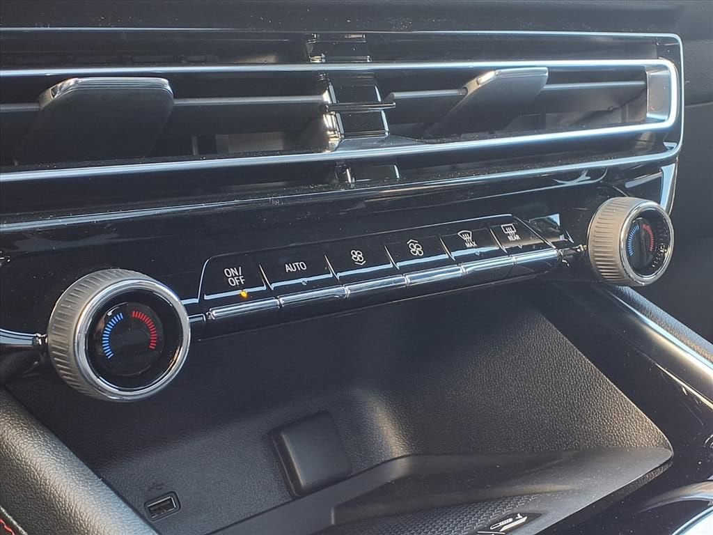 Thumbnail: 2026 Chevrolet Traverse - 22