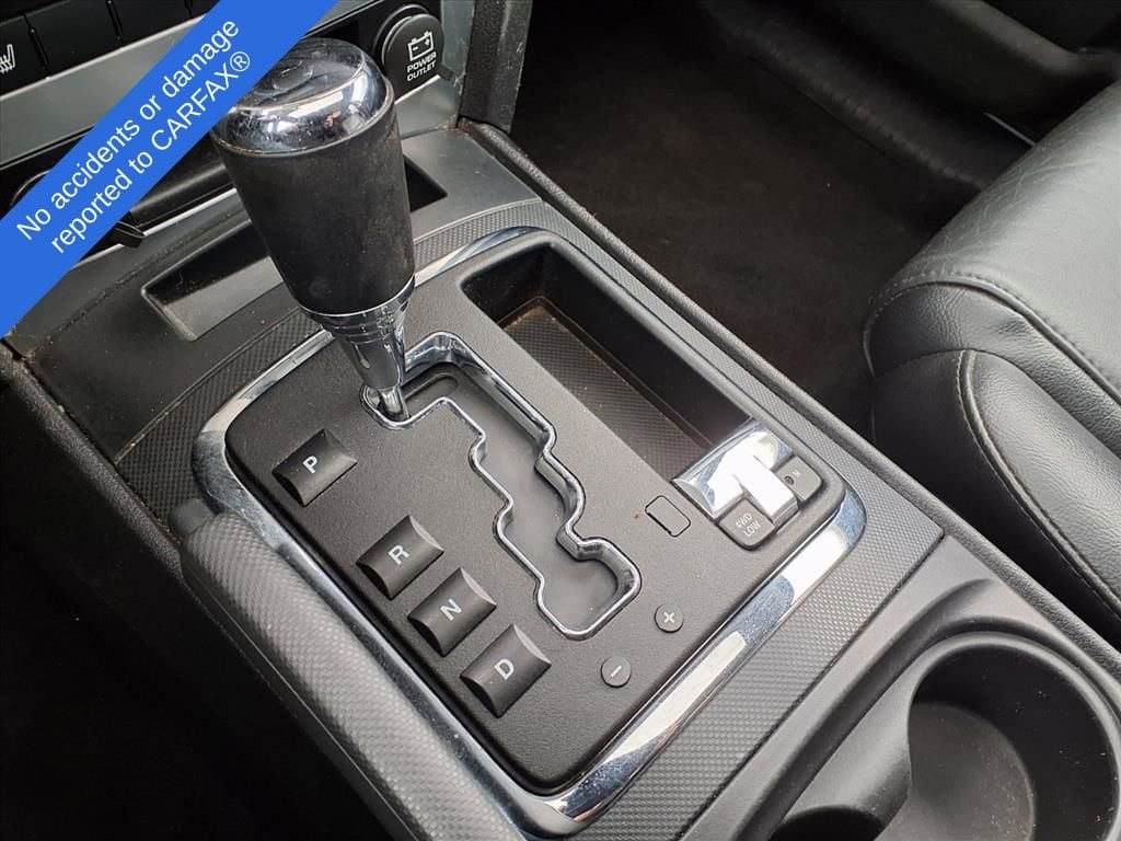 Thumbnail: 2008 Jeep Commander - 24