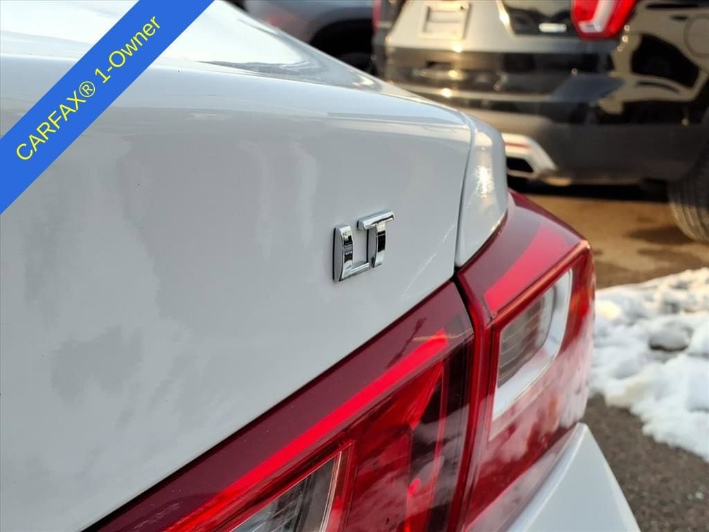 Thumbnail: 2024 Chevrolet Malibu - 10