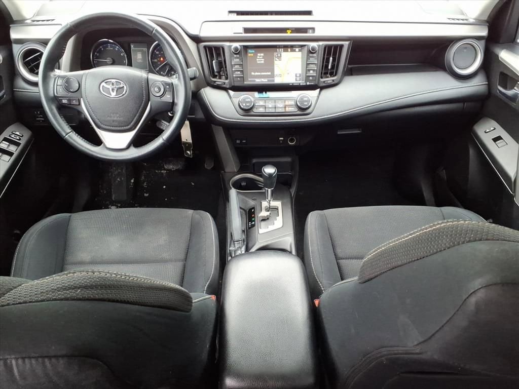 Thumbnail: 2016 Toyota RAV4 - 12