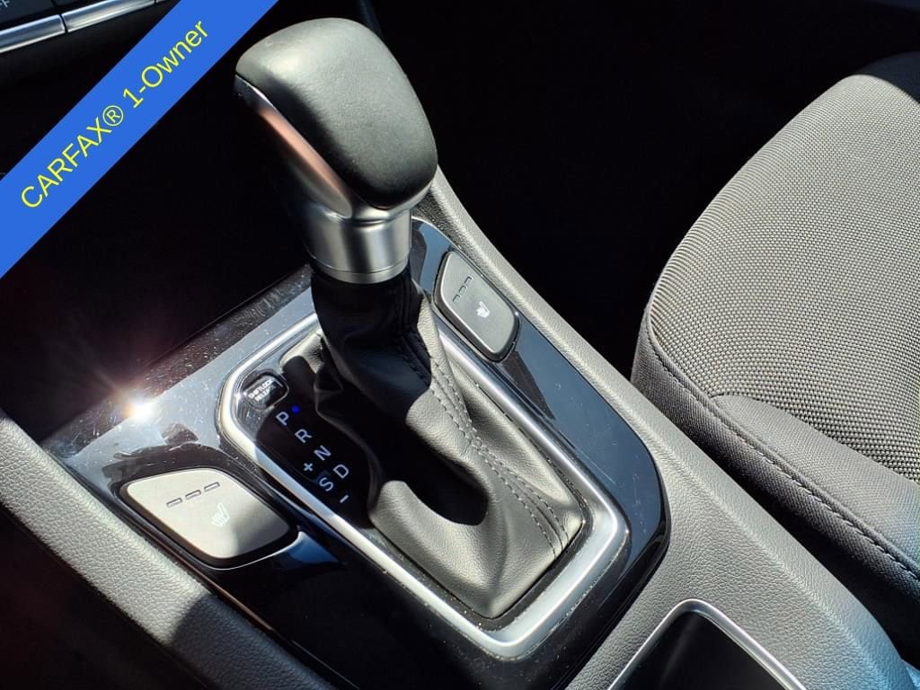 Thumbnail: 2019 Hyundai Ioniq - 24