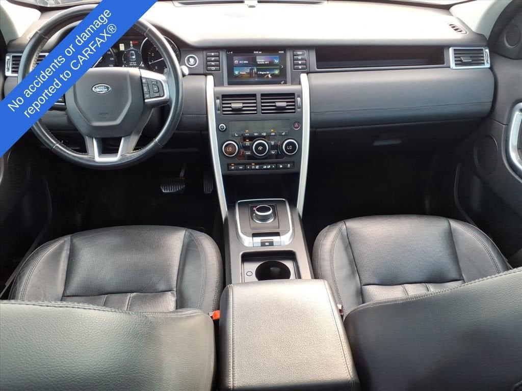 Thumbnail: 2017 Land Rover Discovery Sport - 12