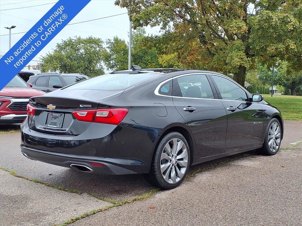 Thumbnail: 2016 Chevrolet Malibu - 5