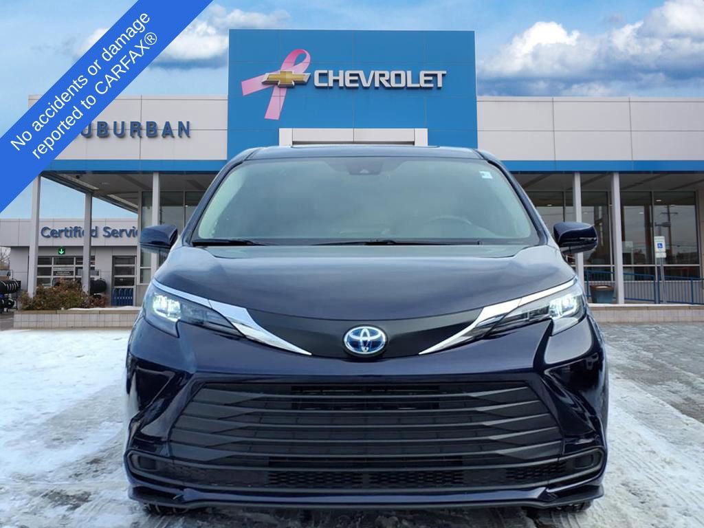 Thumbnail: 2025 Toyota Sienna - 2