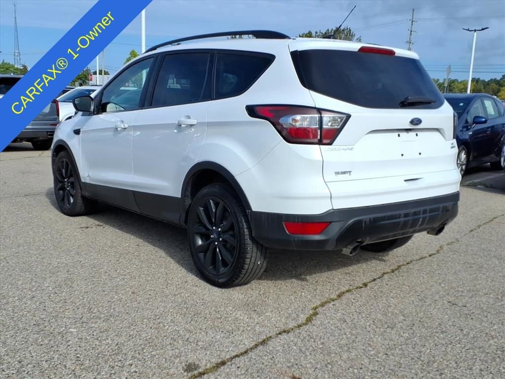 Thumbnail: 2018 Ford Escape - 7