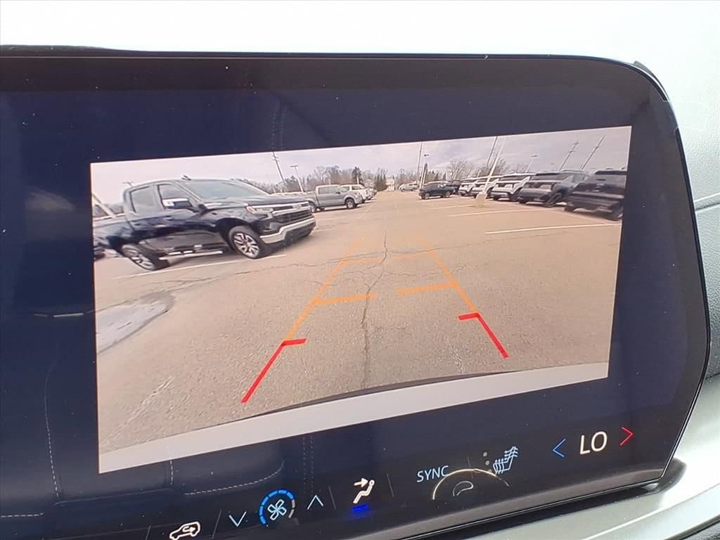 Thumbnail: 2026 Chevrolet Traverse - 17