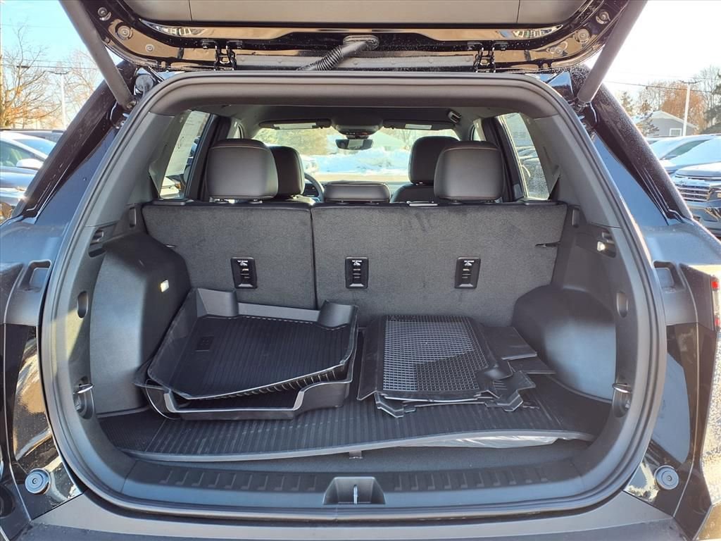 Thumbnail: 2026 Chevrolet Equinox - 8