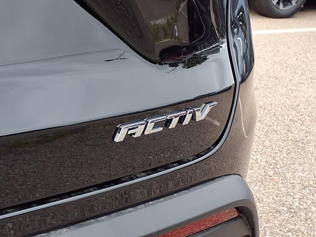 Thumbnail: 2025 Chevrolet Trax - 9