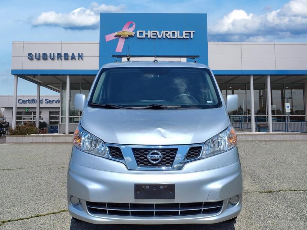 2018 Nissan NV200 SV photo 2