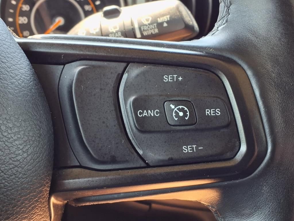 Thumbnail: 2018 Jeep Wrangler - 22