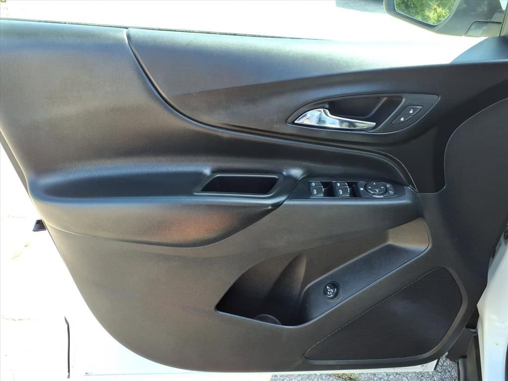 Thumbnail: 2019 Chevrolet Equinox - 14