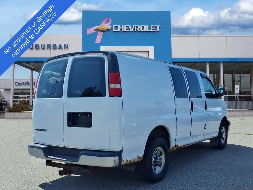 Thumbnail: 2007 Chevrolet Express - 4