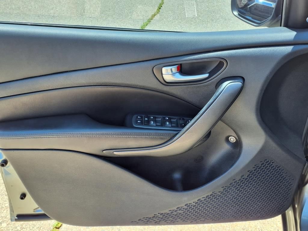 Thumbnail: 2013 Dodge Dart - 12