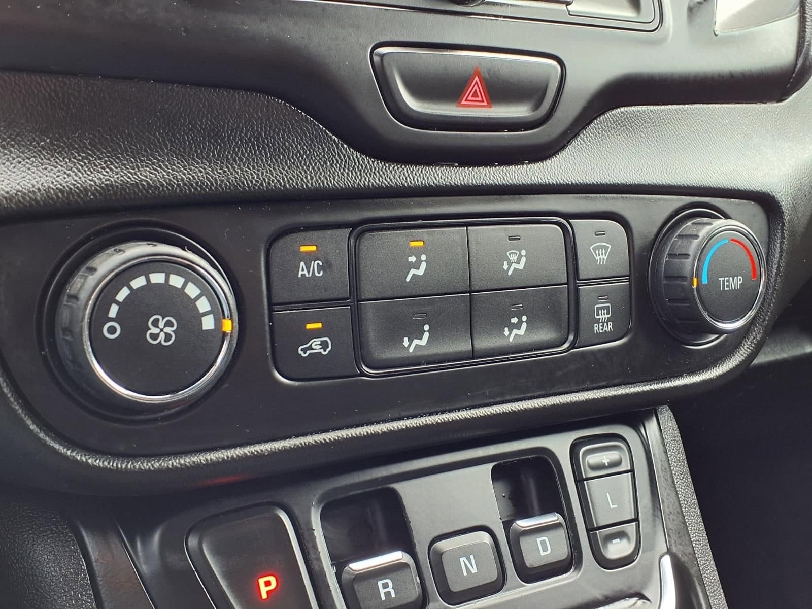 Thumbnail: 2019 GMC Terrain - 24