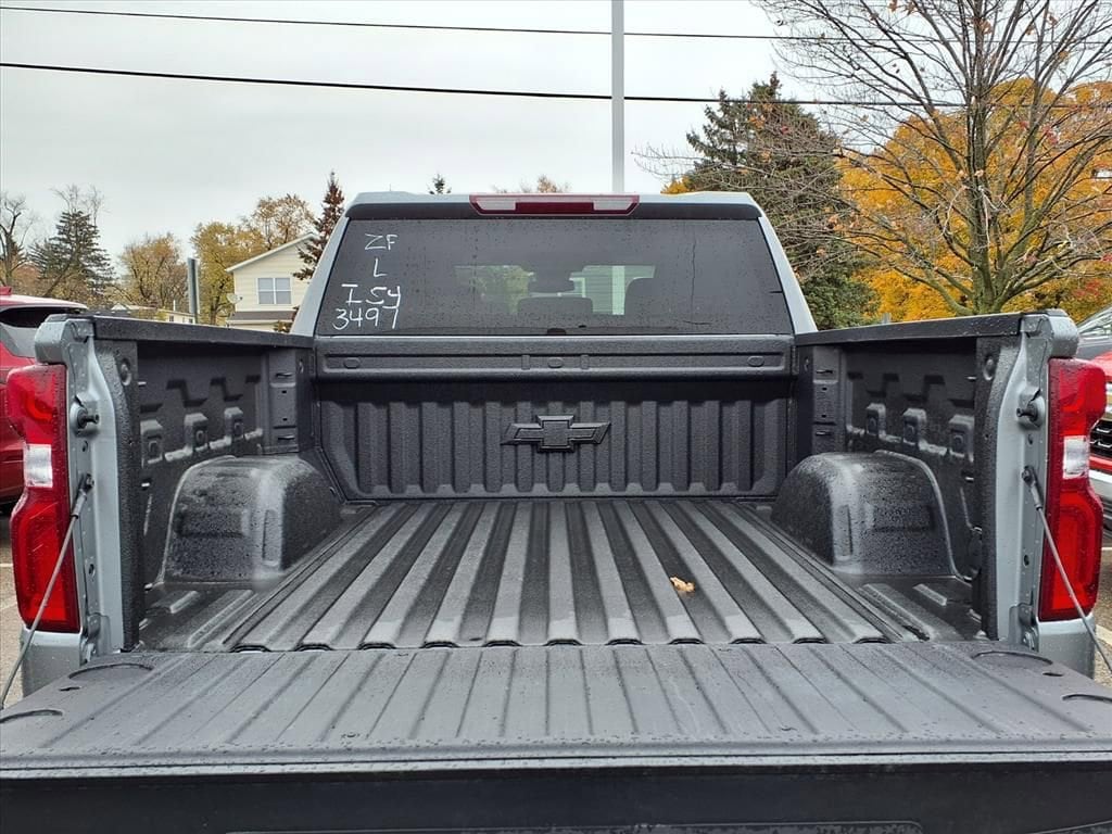 Thumbnail: 2026 Chevrolet Silverado 1500 - 8