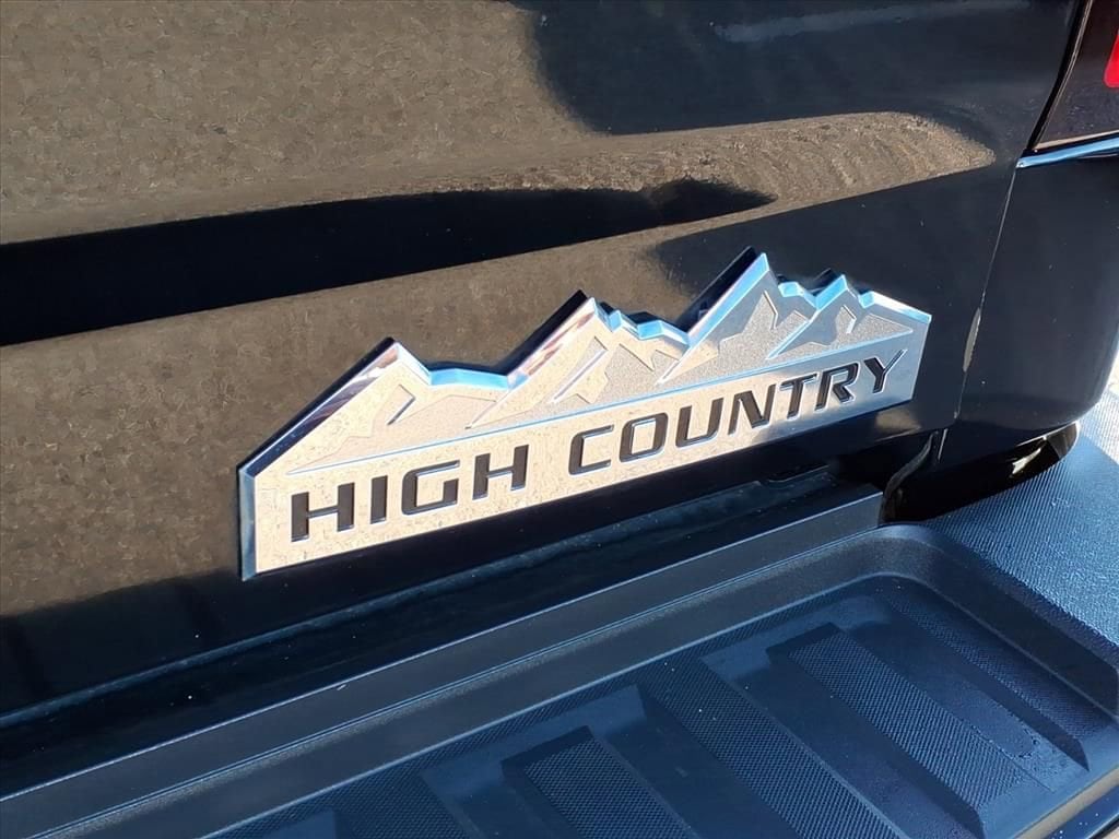 Thumbnail: 2016 Chevrolet Silverado 2500 - 9