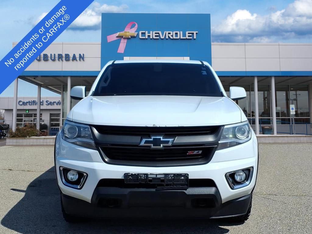 2016 Chevrolet Colorado Z71 photo 2