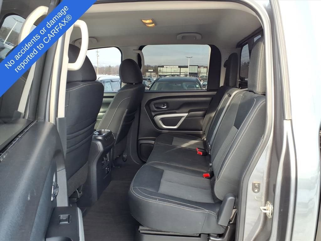 Thumbnail: 2018 Nissan Titan - 13