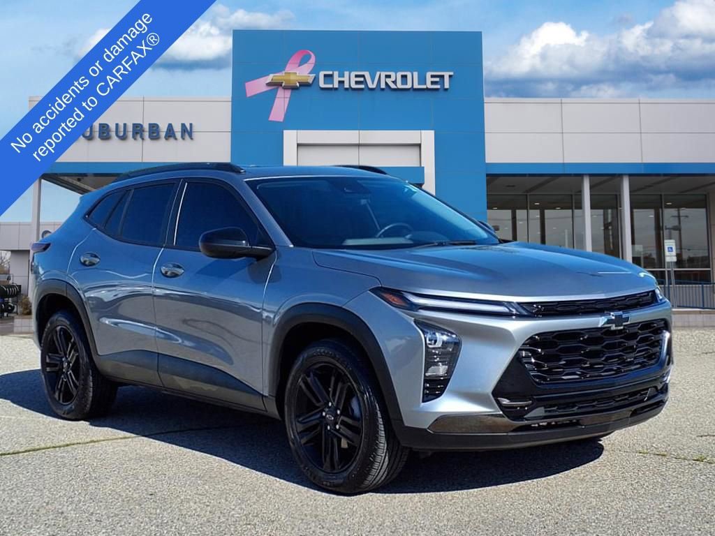 Thumbnail: 2024 Chevrolet Trax - 3