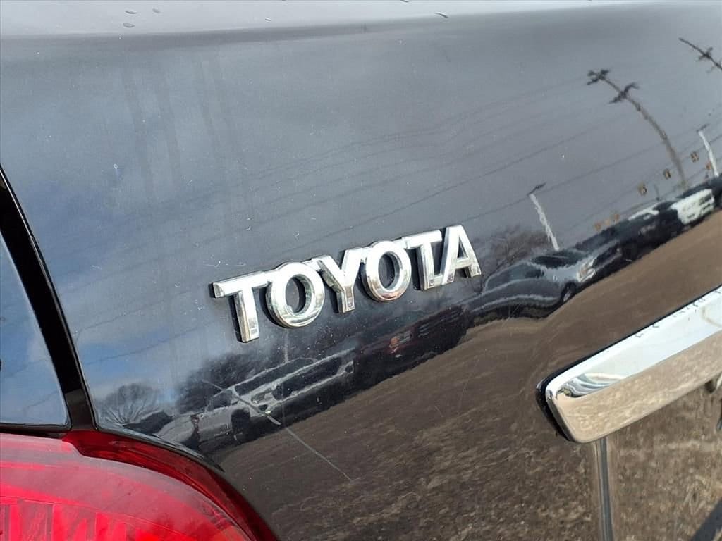 Thumbnail: 2009 Toyota Yaris - 10