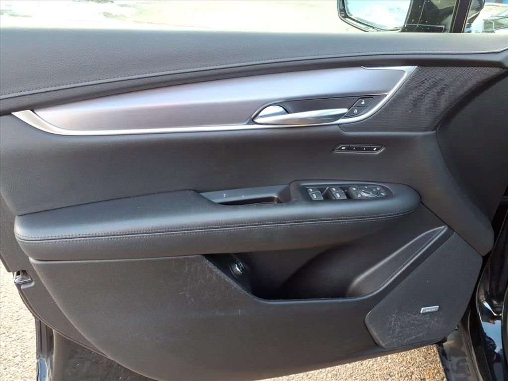 Thumbnail: 2019 Cadillac XT5 - 14