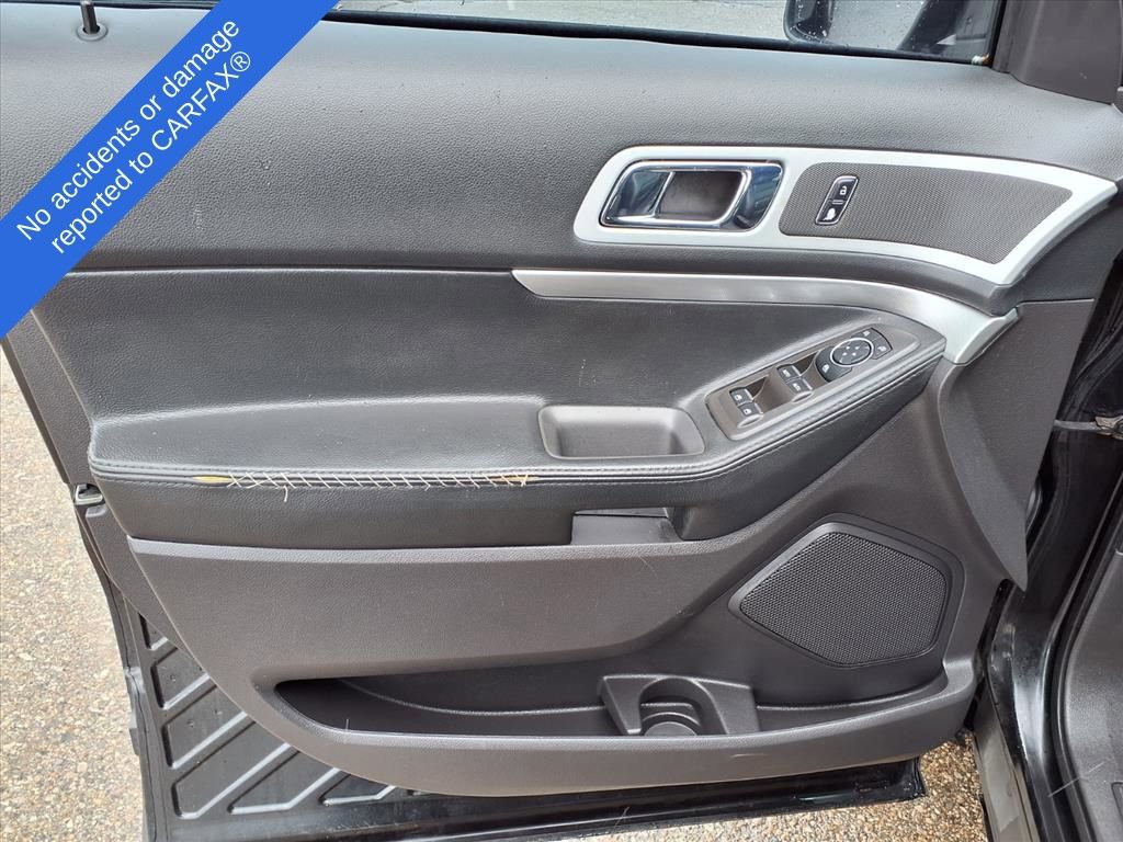 Thumbnail: 2014 Ford Explorer - 15