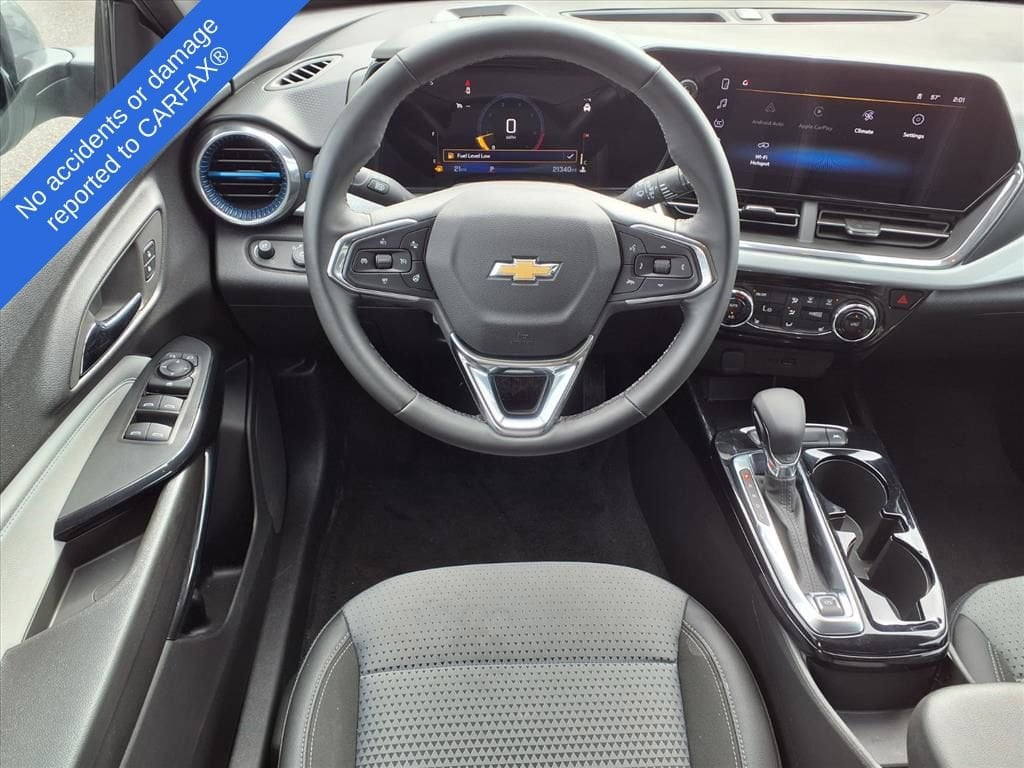 Thumbnail: 2025 Chevrolet Trax - 14