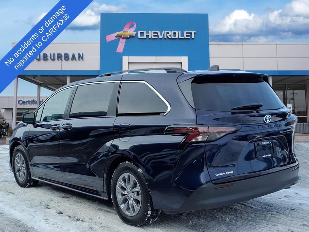 Thumbnail: 2025 Toyota Sienna - 7