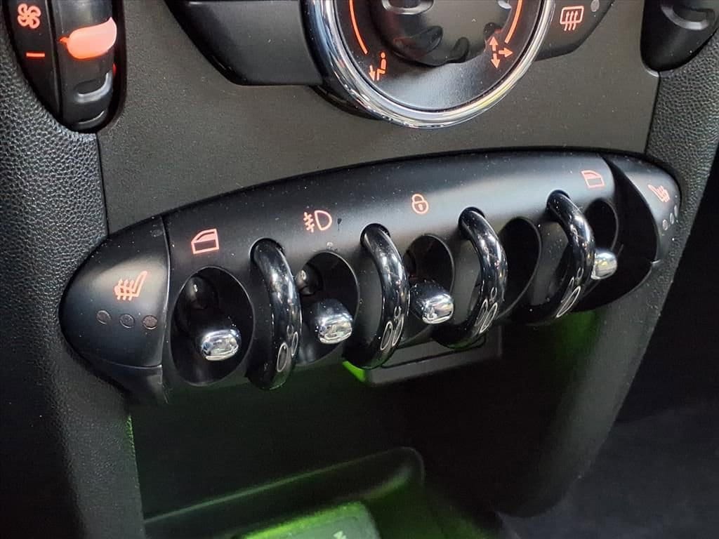 Thumbnail: 2014 MINI Cooper Coupe - 21