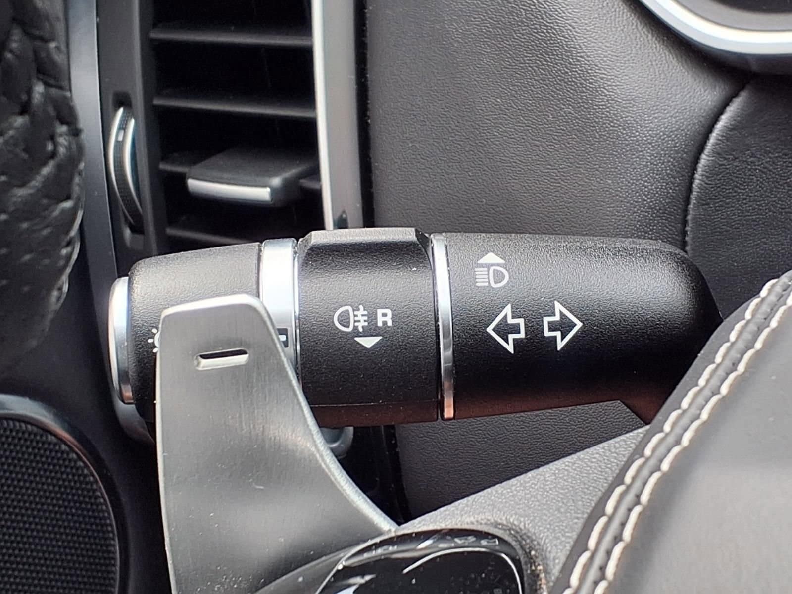 Thumbnail: 2019 Land Rover Range Rover Sport - 21