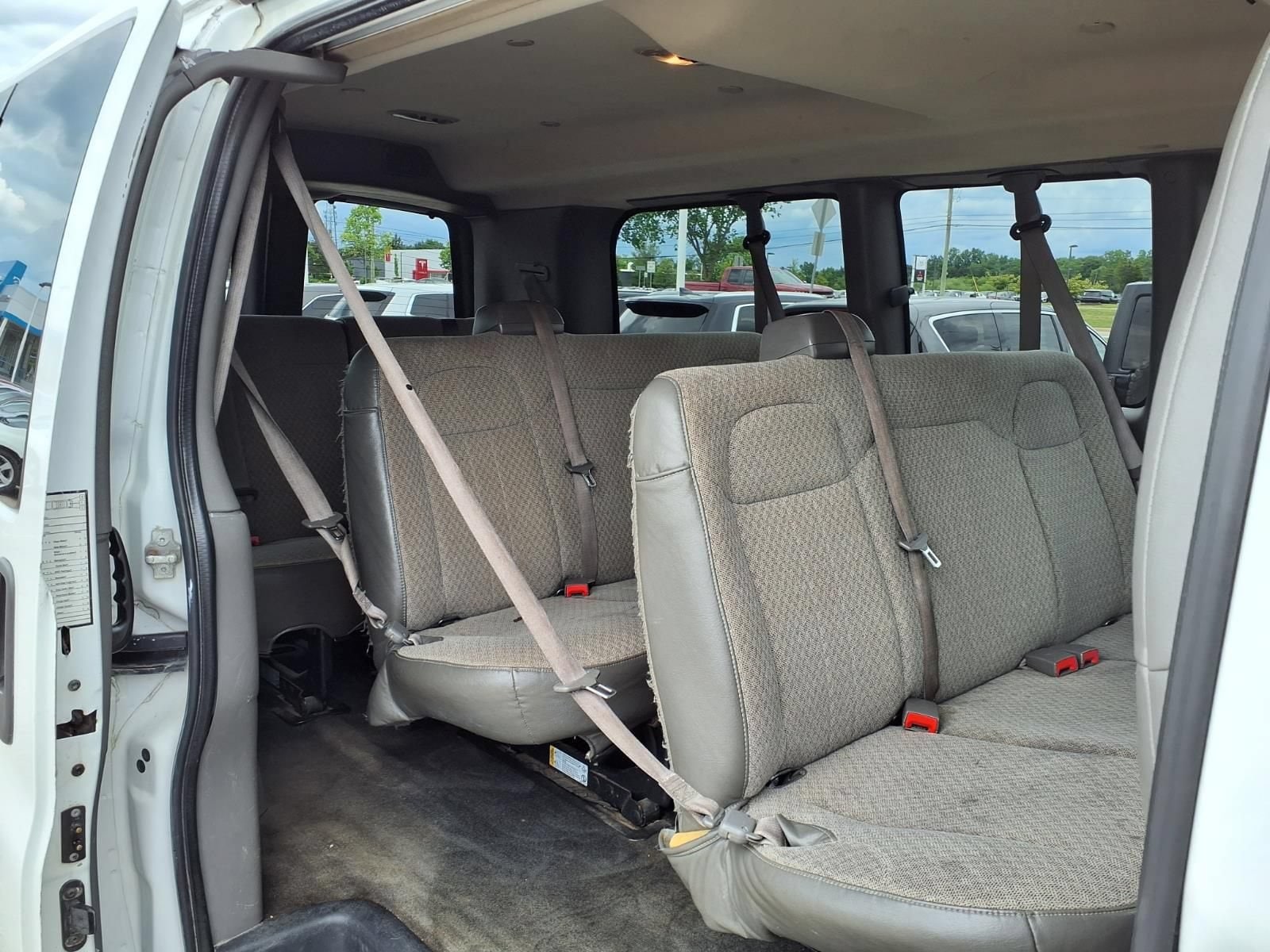 Thumbnail: 2017 Chevrolet Express - 12