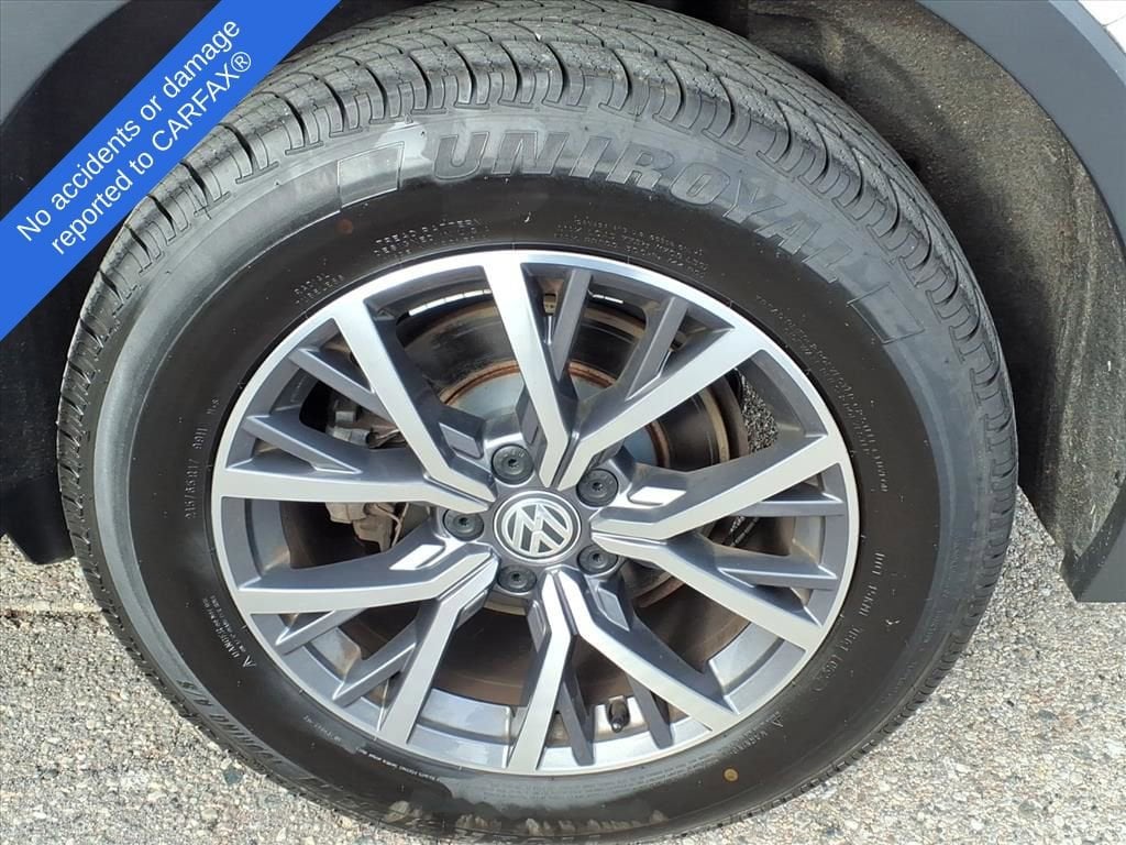 Thumbnail: 2021 Volkswagen Tiguan - 10