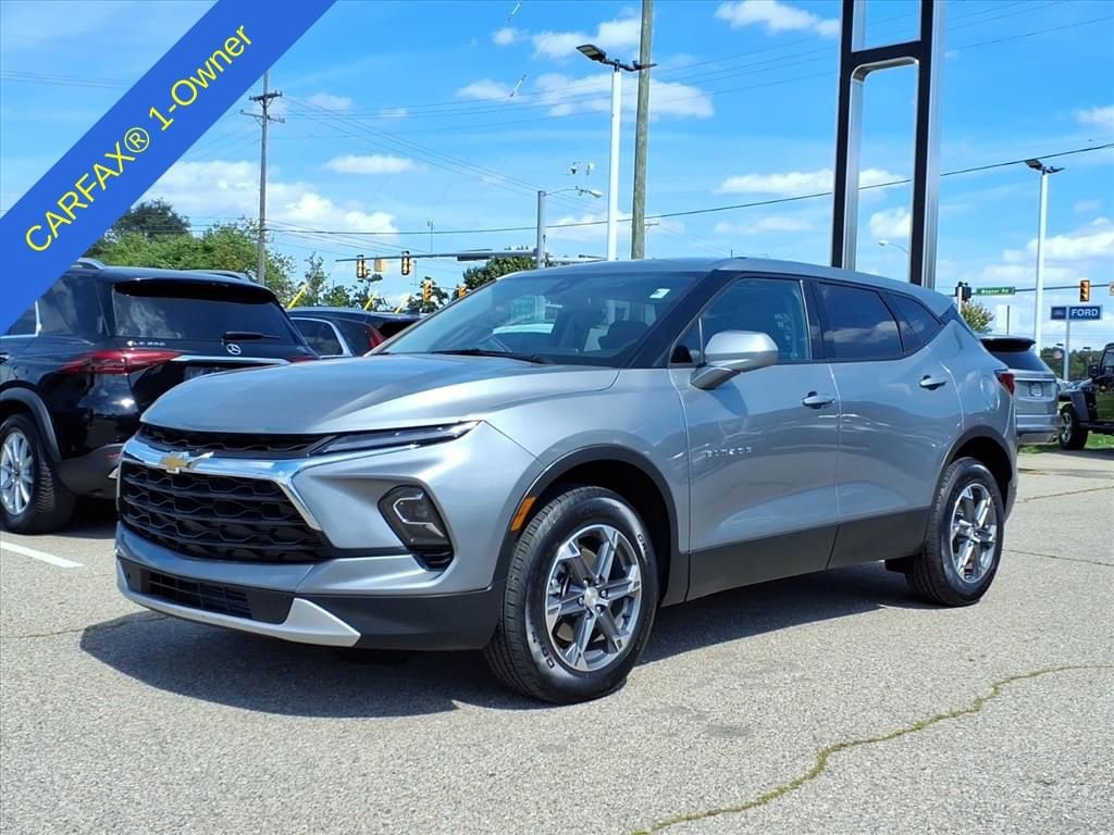 Thumbnail: 2025 Chevrolet Blazer - 1