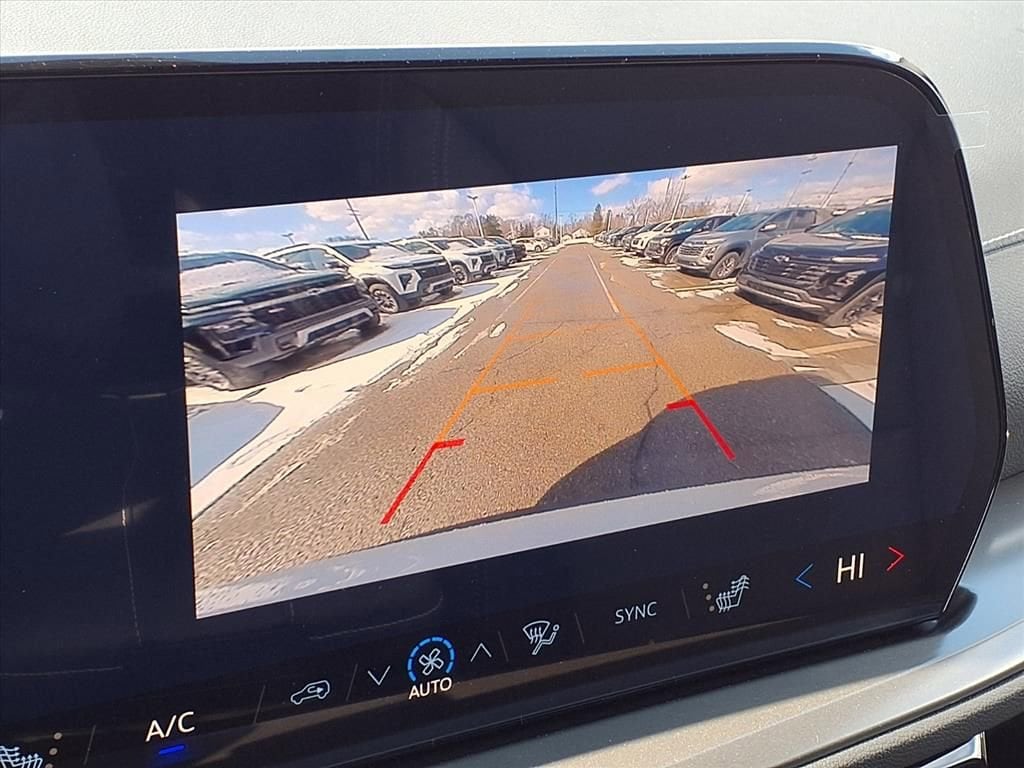 Thumbnail: 2026 Chevrolet Traverse - 18