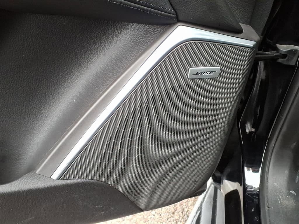 Thumbnail: 2017 Cadillac Escalade - 17