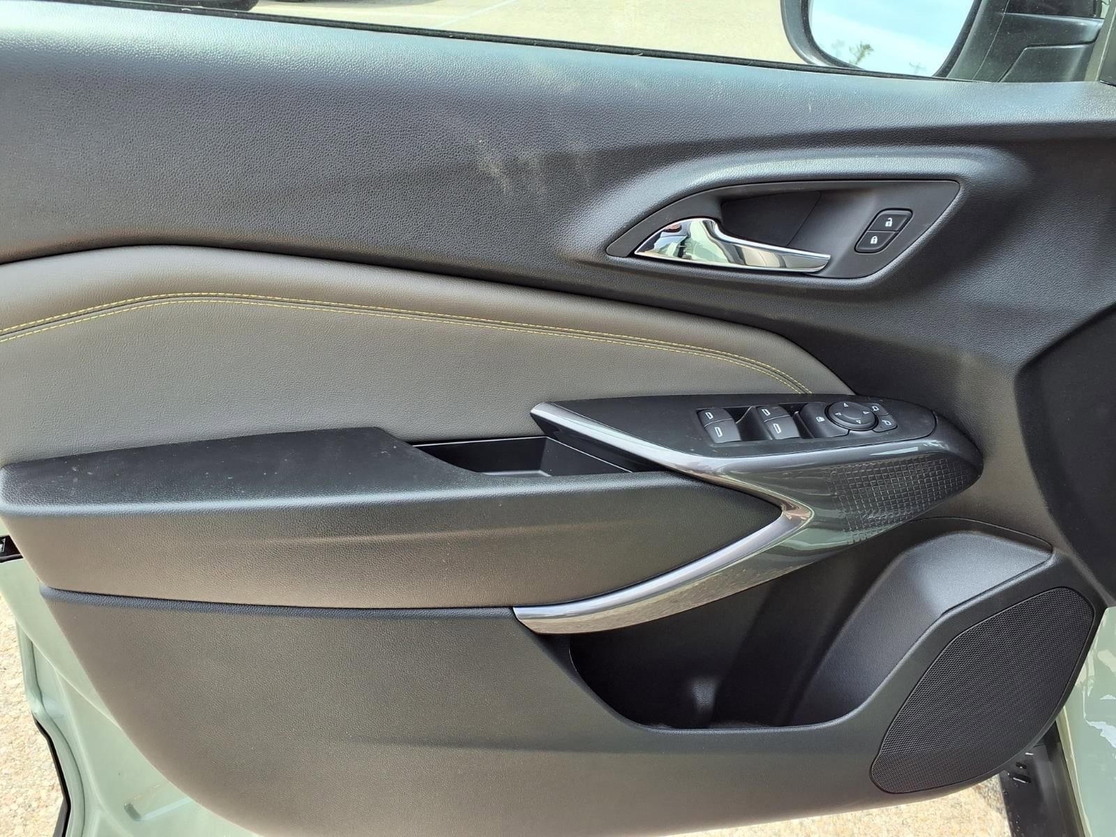 Thumbnail: 2026 Chevrolet Trax - 13